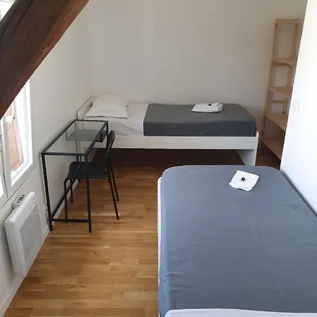 Au Village Du Domaine Le Colombier Nyaraló